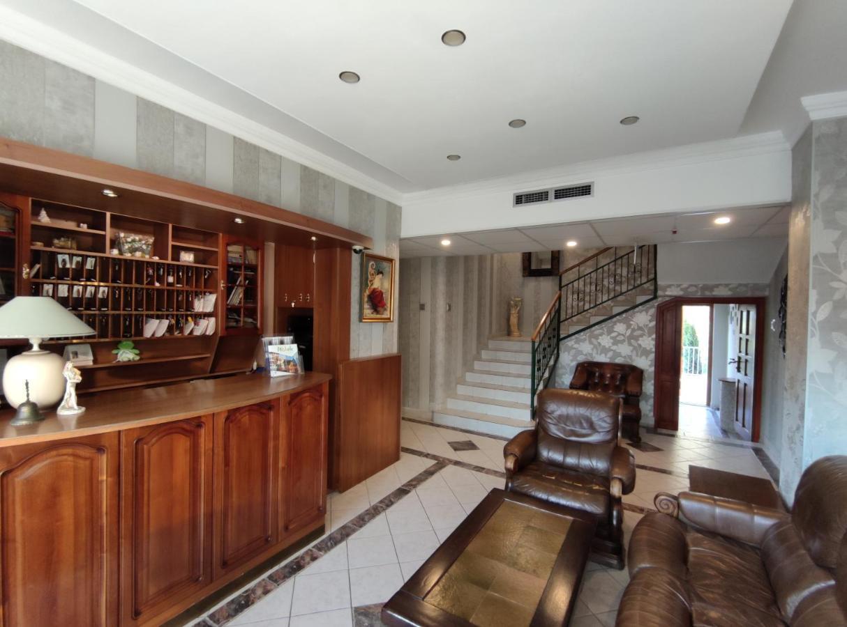 Fortuna Hotel ميسكولك المظهر الخارجي الصورة