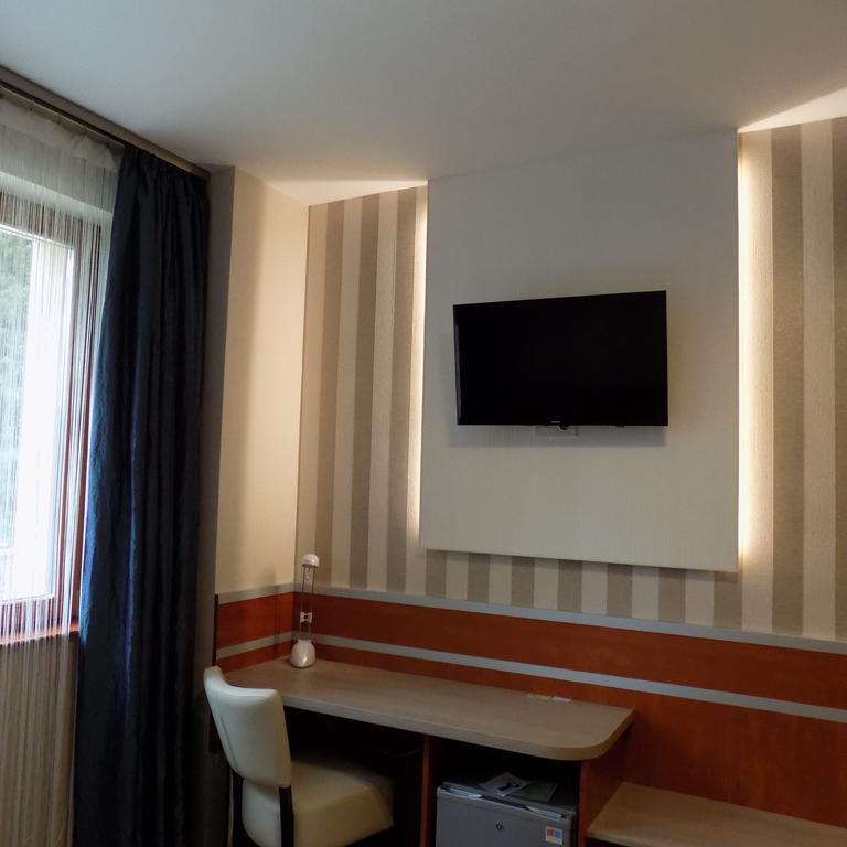 Fortuna Hotel ميسكولك المظهر الخارجي الصورة